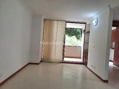 Apartamento de 2 alcobas en arriendo en El Rodeo, Medellín, 70 m² · foto 2 de 16