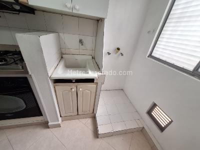 Apartamento de 2 alcobas en arriendo en El Rodeo, Medellín, 70 m² · foto 4 de 16