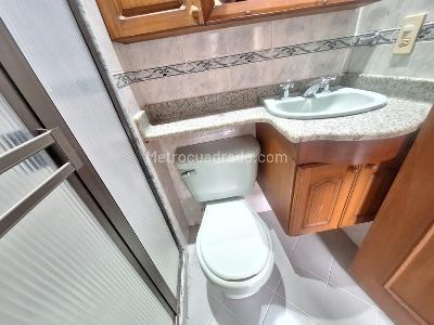 Apartamento de 2 alcobas en arriendo en El Rodeo, Medellín, 70 m² · foto 10 de 16