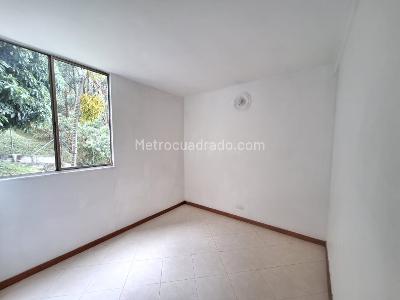 Apartamento de 2 alcobas en arriendo en El Rodeo, Medellín, 70 m² · foto 11 de 16