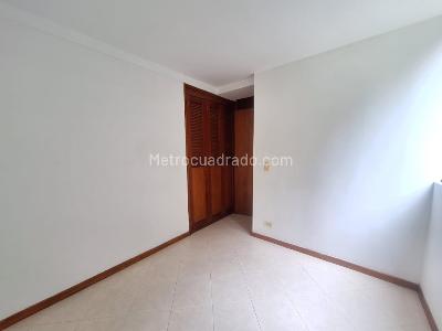 Apartamento de 2 alcobas en arriendo en El Rodeo, Medellín, 70 m² · foto 12 de 16