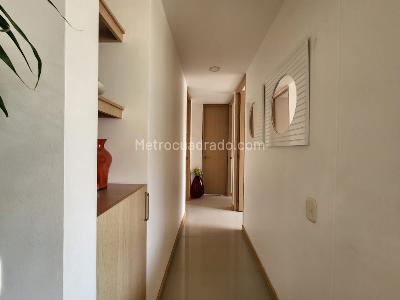 Apartamento de 3 alcobas en venta en San Jose, Sabaneta, 98 m² · foto 14 de 20