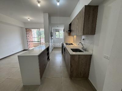 Apartamento de 3 alcobas en arriendo en Asdesillas, Sabaneta, 87 m² · foto 5 de 20