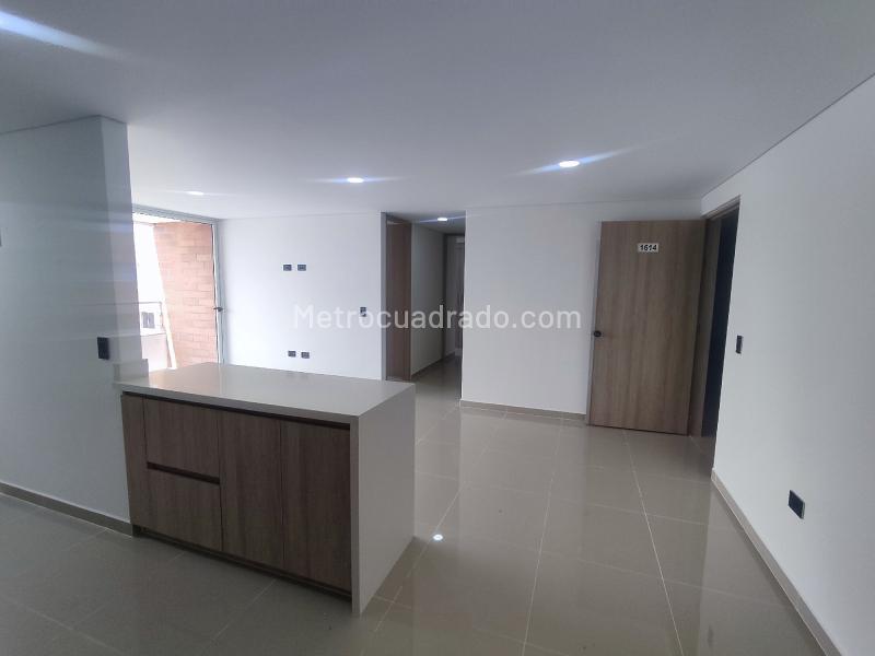 New 2BR Apartment in La Ferrería, La Estrella - 3