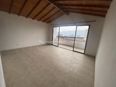 Apartaestudio en arriendo en Zuñiga, Envigado · foto 2 de 11
