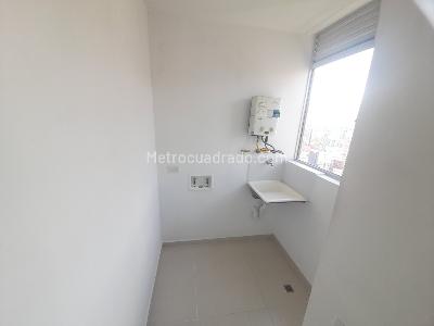Apartamento de 3 alcobas en arriendo en La Florida, Sabaneta, 74 m² · foto 12 de 20
