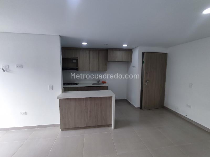 Modern 3BR Apartment in La Ferrería, La Estrella - 4