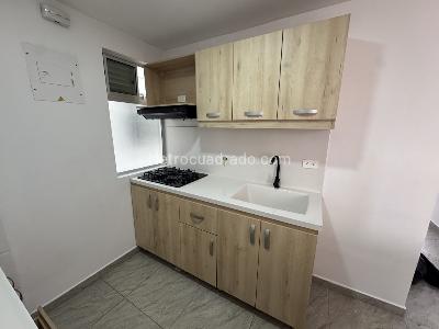 Apartamento de 3 alcobas en arriendo en Cañaveralejo, Sabaneta, 62 m² · foto 2 de 14