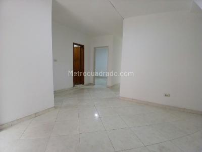 Casa de 4 alcobas en arriendo en Belen La Gloria, Medellín, 120 m² · foto 2 de 20