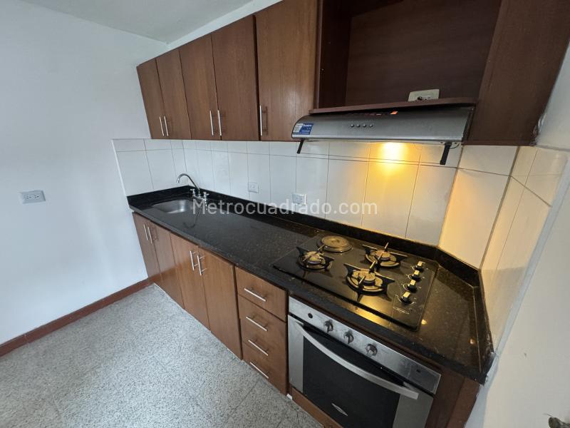 Cozy 3BR House in La Barqueña, Sabaneta - 2