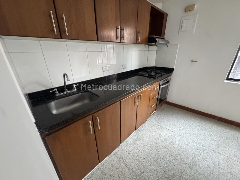 Cozy 3BR House in La Barqueña, Sabaneta - 3