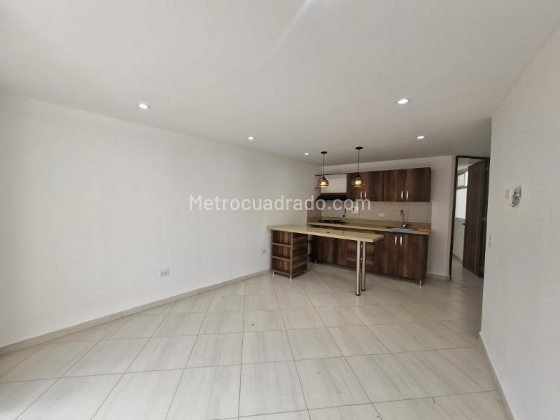 2BR Apartment in Ces, Sabaneta—Ideal for Business or Investment - 3