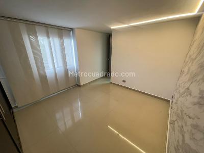 Apartamento de 3 alcobas en venta en Belen Loma De Los Bernal, Medellín, 80 m² · foto 19 de 20