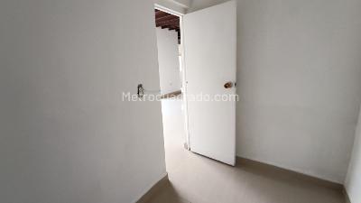 Apartamento de 2 alcobas en arriendo en Cristo Rey, Medellín, 50 m² · foto 9 de 10