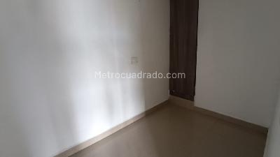 Apartamento de 2 alcobas en arriendo en Cristo Rey, Medellín, 50 m² · foto 10 de 10