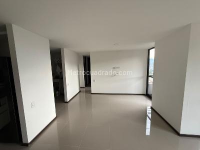 Apartamento de 2 alcobas en arriendo en El Carmelo, Sabaneta, 72 m² · foto 10 de 15