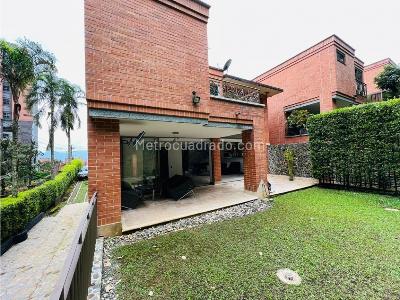 Casa de 3 alcobas en venta en El Poblado, Medellín, 500 m² · foto 2 de 20