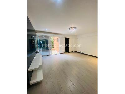 Casa de 3 alcobas en venta en El Poblado, Medellín, 500 m² · foto 9 de 20