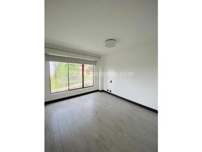 Casa de 3 alcobas en venta en El Poblado, Medellín, 500 m² · foto 10 de 20