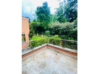 Casa de 3 alcobas en venta en El Poblado, Medellín, 500 m² · foto 15 de 20