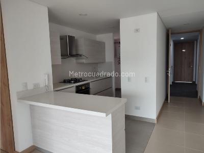 Apartamento de 3 alcobas en venta en Laureles, Medellín, 104 m² · foto 2 de 20