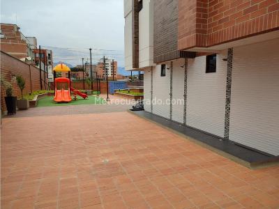Apartamento de 3 alcobas en venta en Laureles, Medellín, 104 m² · foto 4 de 20