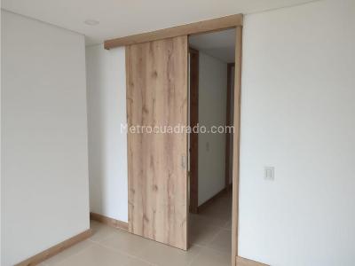 Apartamento de 3 alcobas en venta en Laureles, Medellín, 104 m² · foto 8 de 20