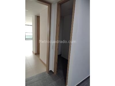 Apartamento de 3 alcobas en venta en Laureles, Medellín, 104 m² · foto 9 de 20