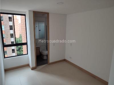 Apartamento de 3 alcobas en venta en Laureles, Medellín, 104 m² · foto 13 de 20