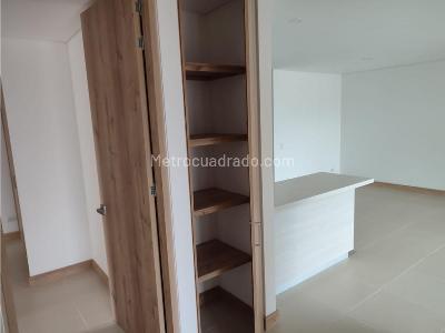 Apartamento de 3 alcobas en venta en Laureles, Medellín, 104 m² · foto 15 de 20
