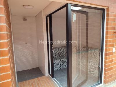 Apartamento de 3 alcobas en venta en Laureles, Medellín, 104 m² · foto 19 de 20
