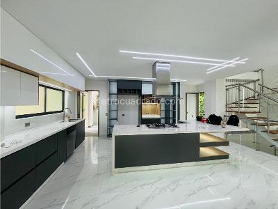 Casa de 5 alcobas en venta en Envigado, Envigado, 600 m² · foto 8 de 20