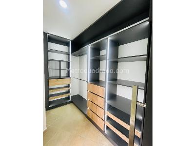 Casa de 5 alcobas en venta en Envigado, Envigado, 600 m² · foto 13 de 20