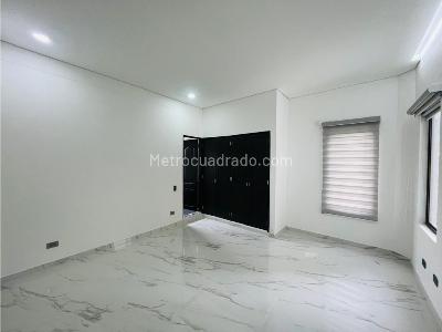 Casa de 5 alcobas en venta en Envigado, Envigado, 600 m² · foto 16 de 20