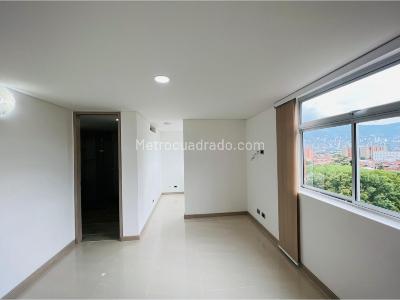 Apartamento de 4 alcobas en venta en Belen, Medellín, 311 m² · foto 9 de 20
