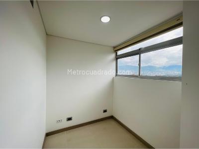 Apartamento de 4 alcobas en venta en Belen, Medellín, 311 m² · foto 10 de 20
