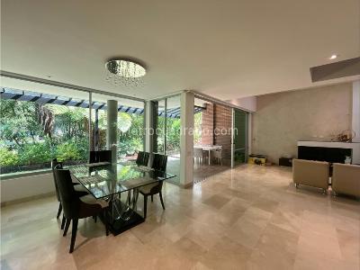 Casa de 4 alcobas en arriendo en Centro Comercial San Sebastian, Envigado, 454 m² · foto 6 de 20