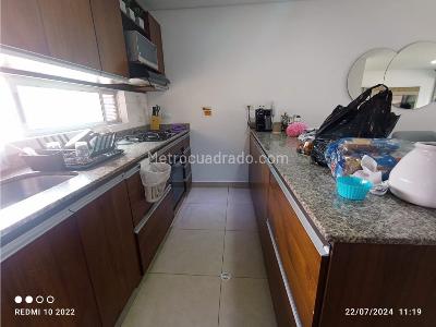 Apartamento de 3 alcobas en venta en Laureles, Medellín, 152 m² · foto 4 de 17