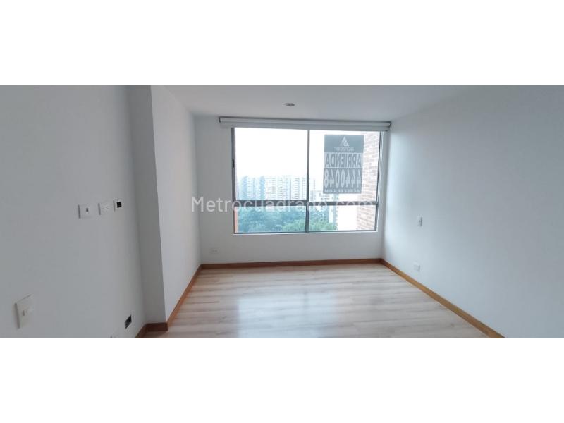2BR Apartment in Loma Los Benedictinos (100 m²) - 5