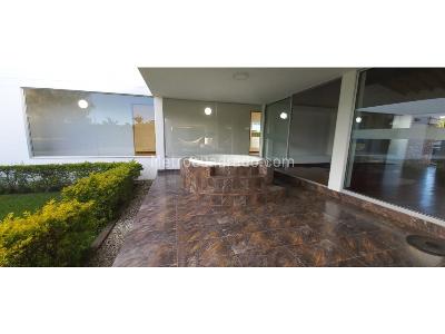 Casa de 4 alcobas en venta en Llanogrande, Rionegro, 350 m² · foto 3 de 20