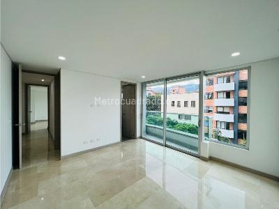 Apartamento en arriendo en Laureles, Medellín · foto 4 de 20