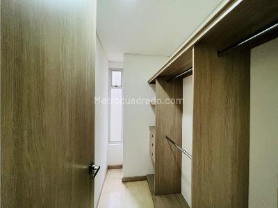 Apartamento en arriendo en Laureles, Medellín · foto 11 de 20