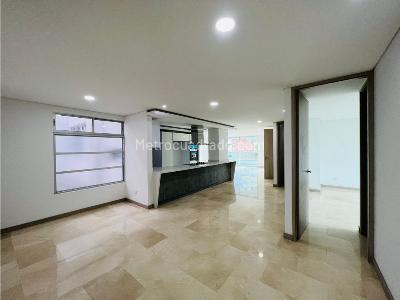 Apartamento en arriendo en Laureles, Medellín · foto 15 de 20