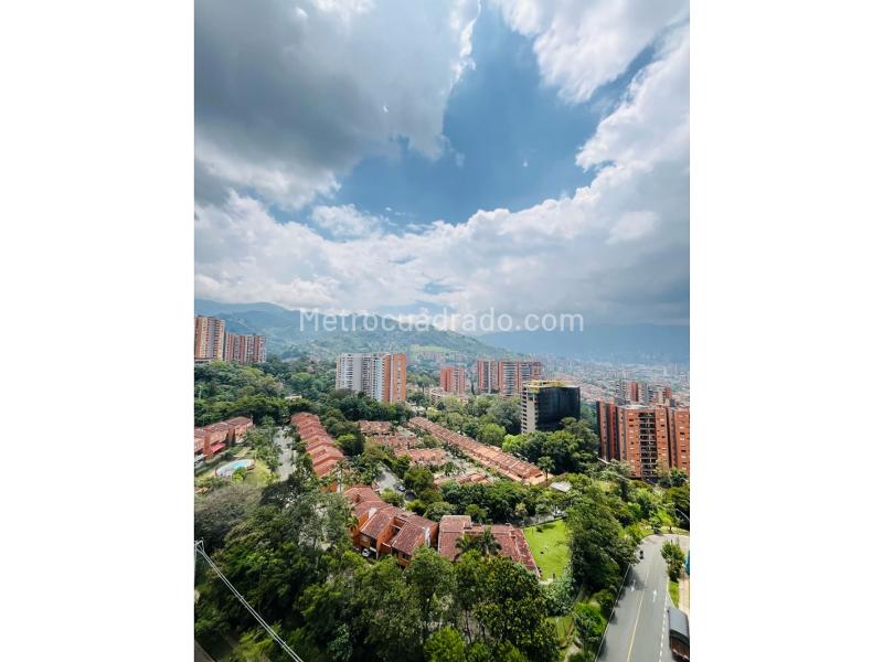 2BR Apartment in Loma Del Escobero (82 m²)