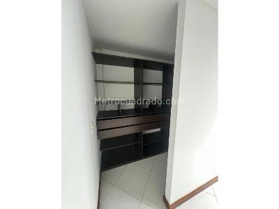 Apartamento en venta en Loma Del Indio, Medellín · foto 12 de 20
