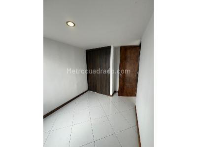 Apartamento en venta en Loma Del Indio, Medellín · foto 14 de 20