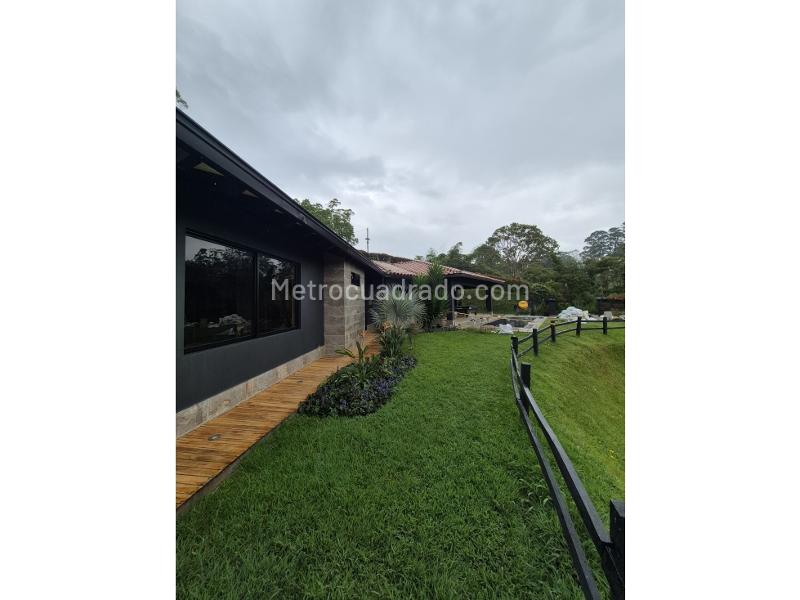 Furnished Country House in Rio Negro