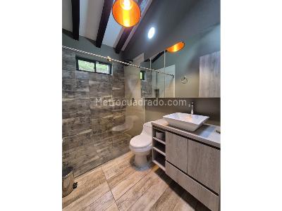 Casa de 4 alcobas en arriendo en Rio Negro, Medellín · foto 20 de 20