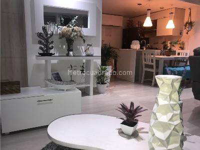 Apartaestudio en venta en Loma De Los Bernal, Medellín, 65 m² · foto 7 de 20
