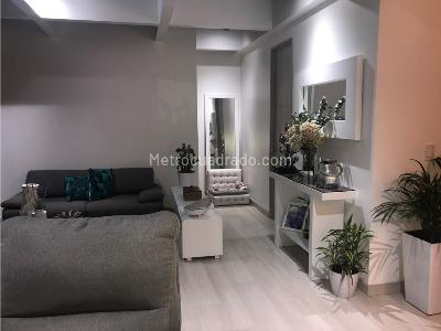 Apartaestudio en venta en Loma De Los Bernal, Medellín, 65 m² · foto 13 de 20